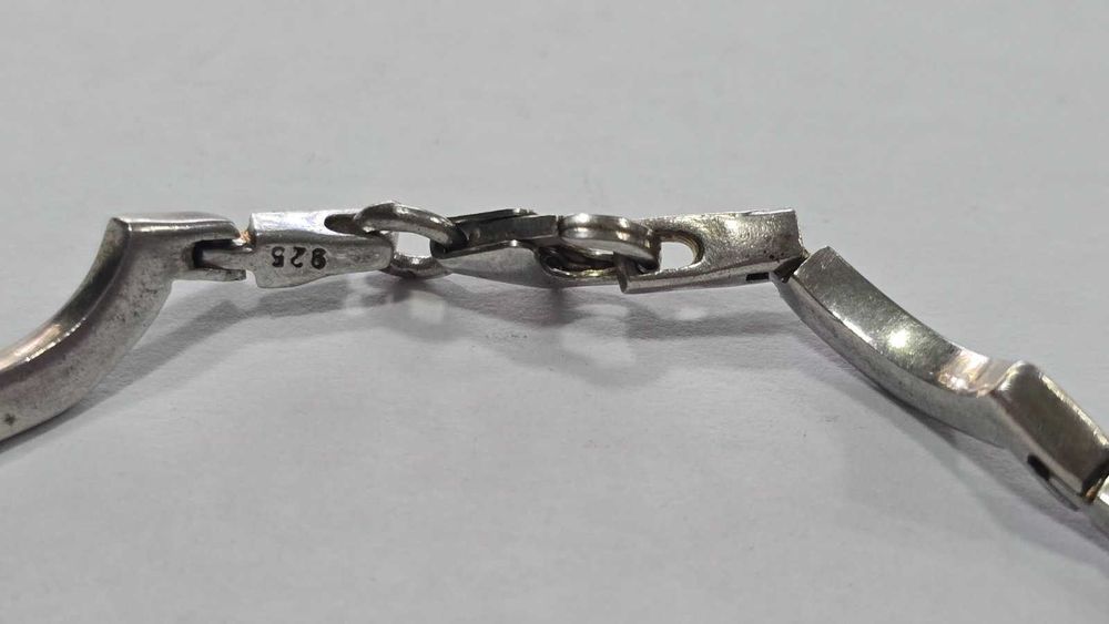 Сребърна гривна 925