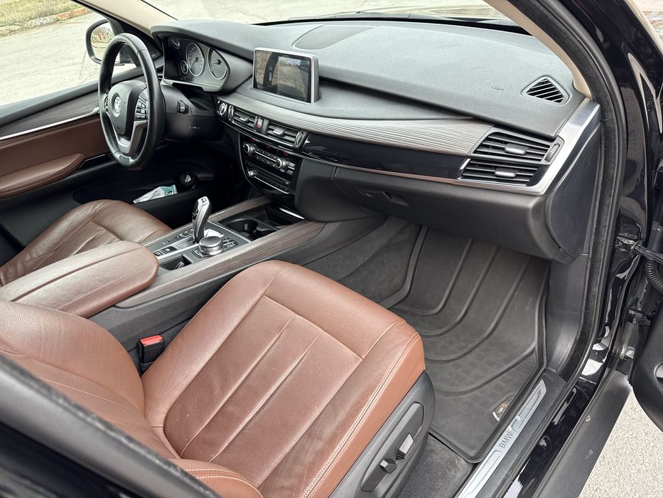 Продам bmw x5 f15