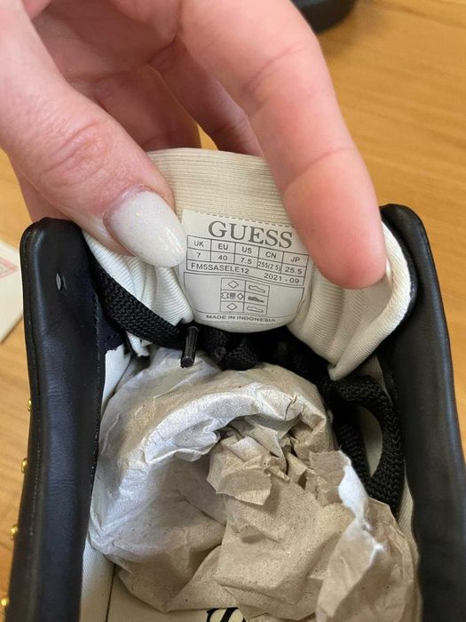 Guess - Adidasi Originali Noi Marimea 40