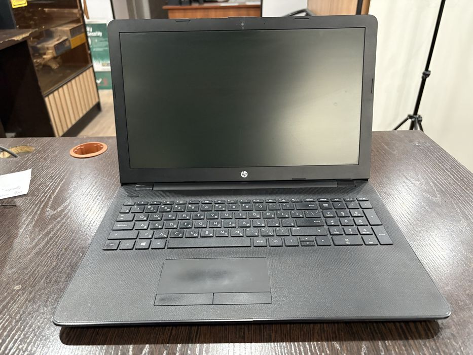 HP 15-ra047ur.