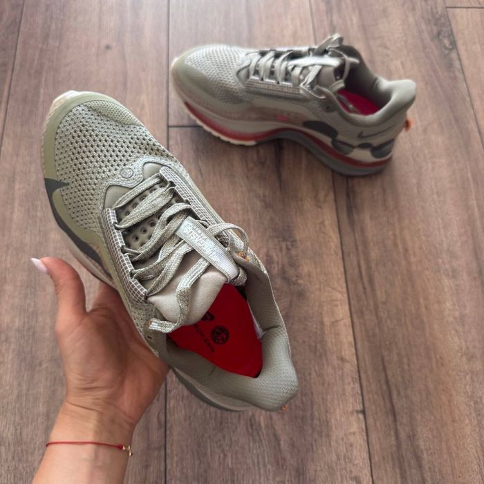 Nike Pegasus Premium Olive - 39 номер