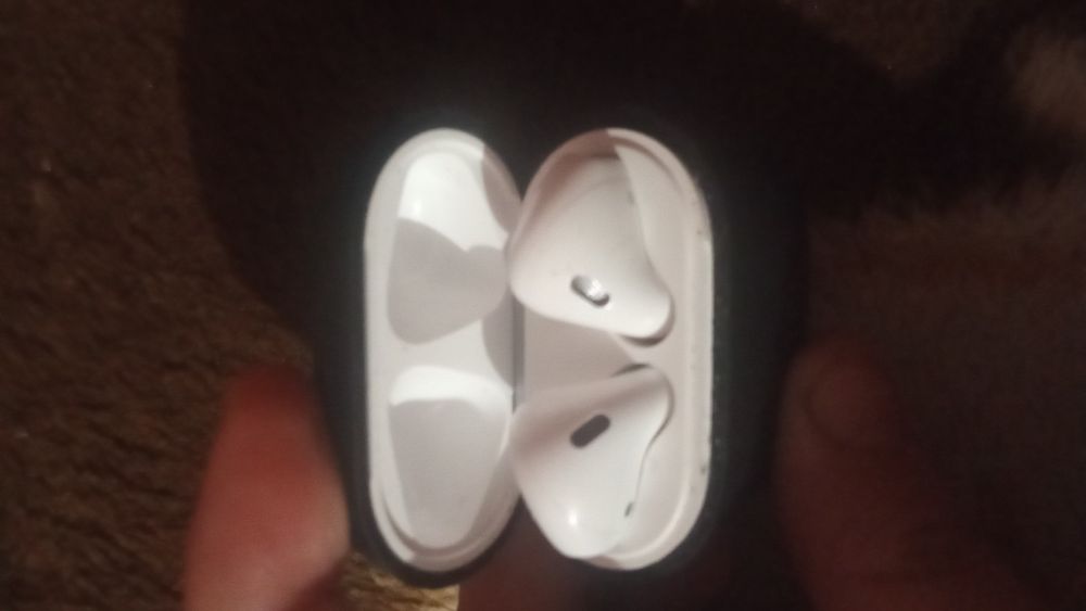 Наушники Air Pods продам