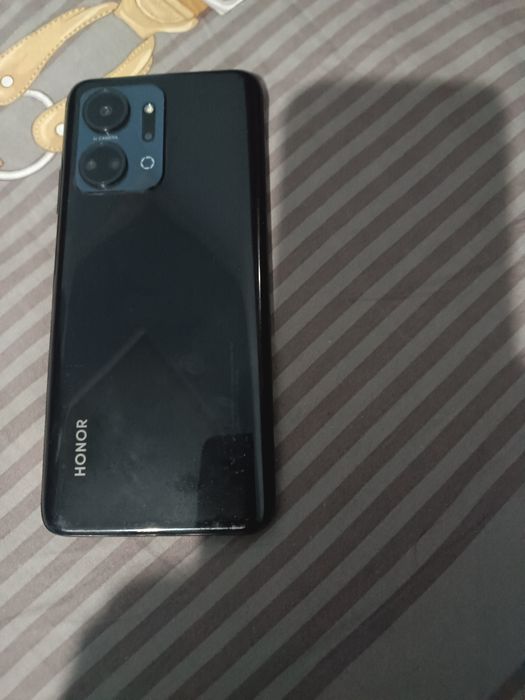 Срочно продам сот.телефон HONOR