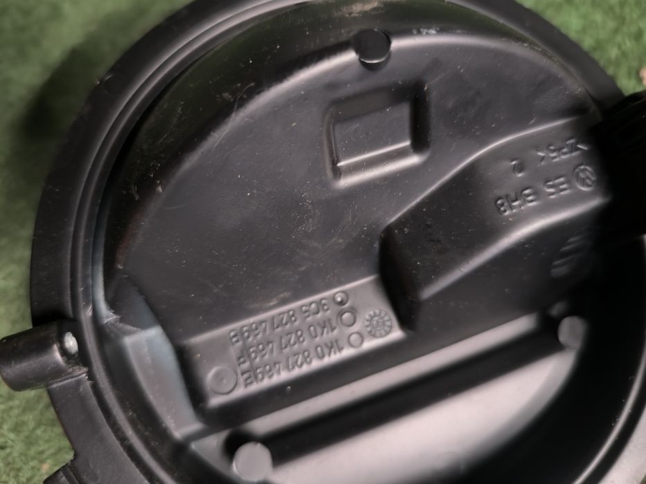 Mâner deschidere portbagaj / broasca haion Pasat B6 Golf 5