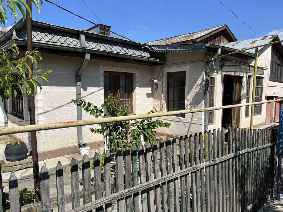 Casa zona Cotesti