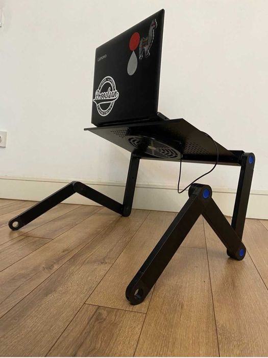 Складной стол для ноутбука
