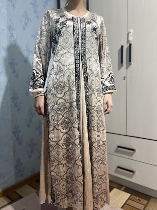 Вечерние. Платья