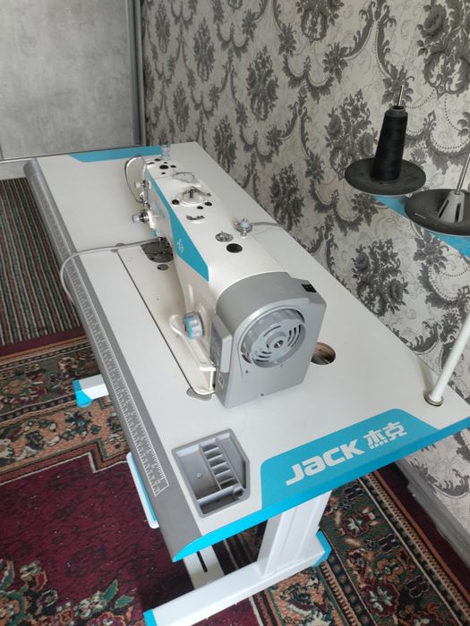 Tikuv mashinasi JACK A2B