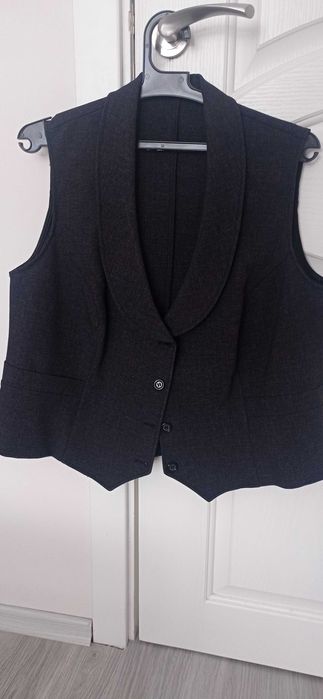 Връхни дамски дрехи