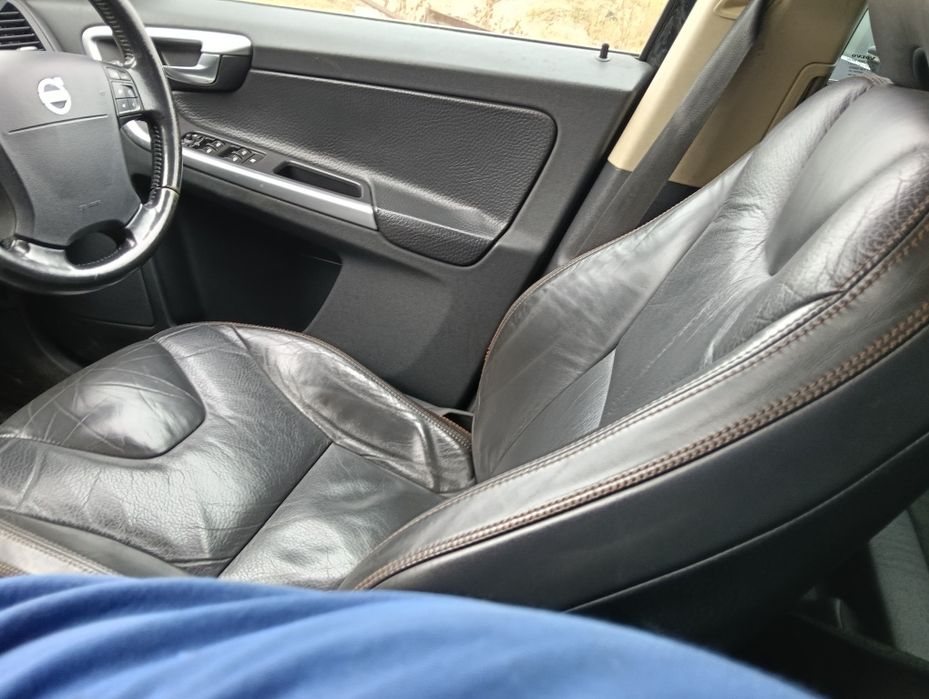 Dezmembrez Volvo XC60 2008 2009 2010 2011 motor 2.4 Euro 4 automat 4×4