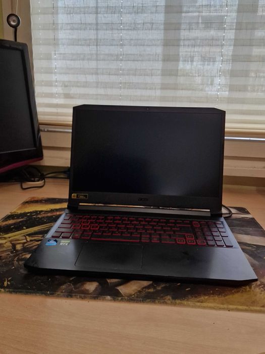 Acer Nitro 5 геймърски лаптоп