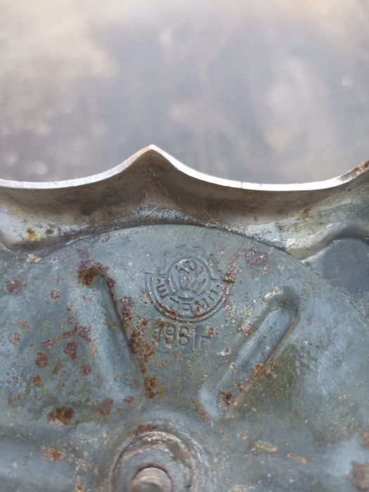 Продам самовар  старинный