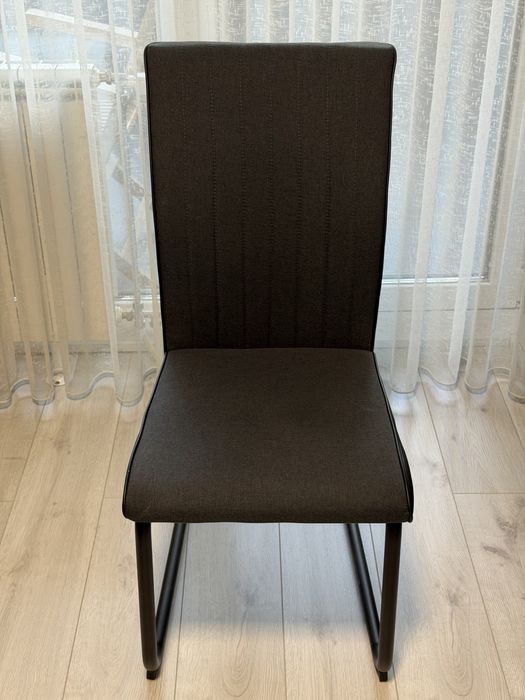 Трапезни столове – 6 бр., употребявани