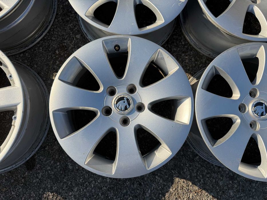 оригинални джанти за Шкода 7Jx16, 5x112x57.1, ET.45