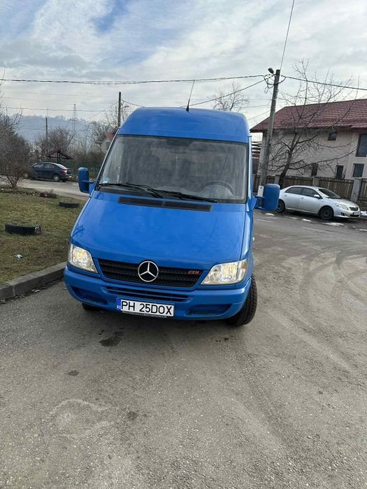 Vând Mercedes sprinter
