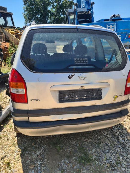 Опел Зафира 1.6 Opel Zafira 1.6 X16XEL на части
