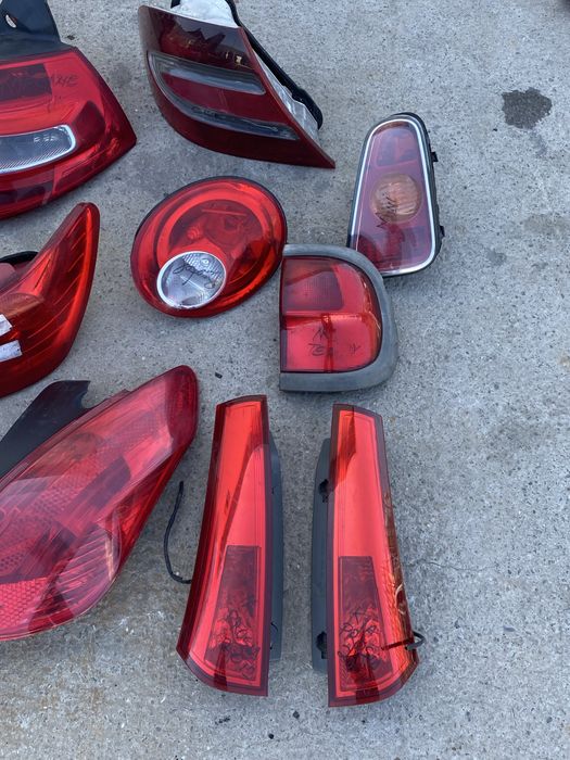 Pachet stopuri Stop lampa tripla stanga dreapta vw beetle renault laguna 2 megane 2 peugeot 307 / 208 terano kia a6c6 range rover detalii la telefon