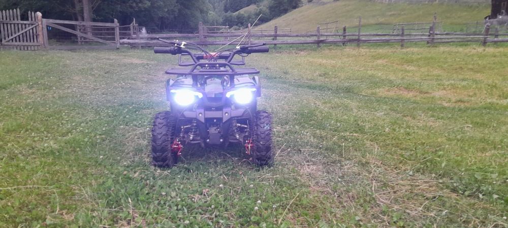 Vând ATV electric