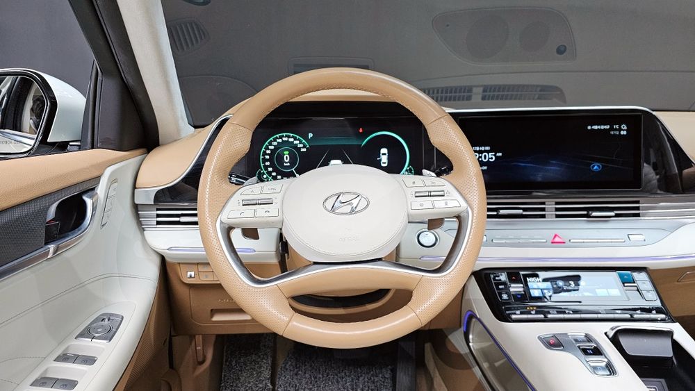 Hyundai Grandeur Calligraphy