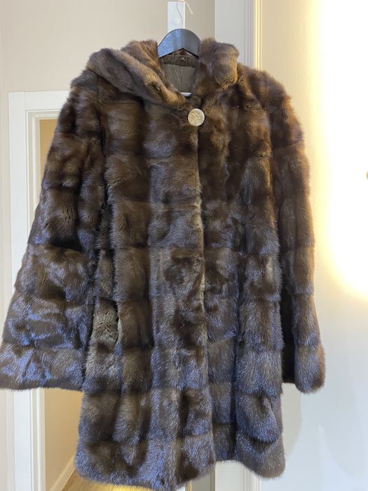 Продам норковую шубу!