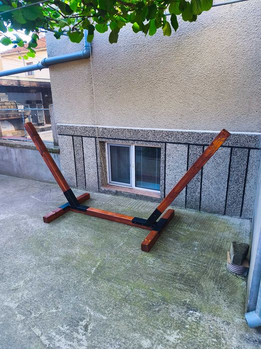 Стойка и хамак за градината