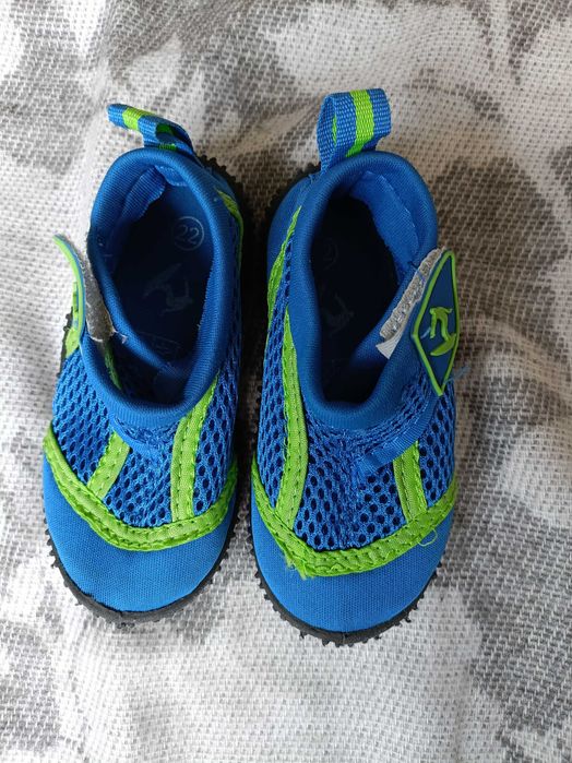 Incaltari pentru activitati acvatice