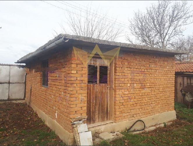 Продава се Къща в с. Царевци, Област Варна - 120 кв.м за 123 €/кв.м - Снимка #3