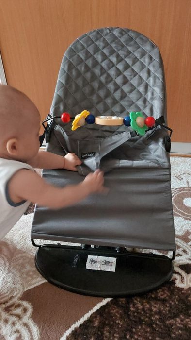 Стул качалка на малыша до 6 месяцев