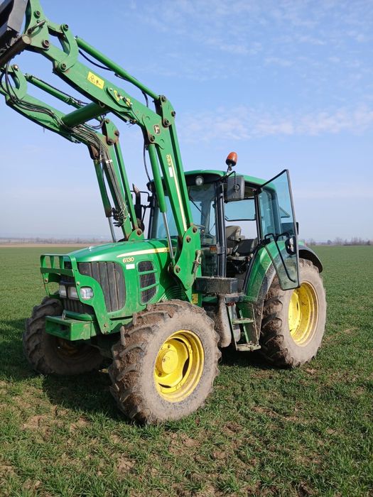 Tractor John Deere 6130 cu încarcator frontal original