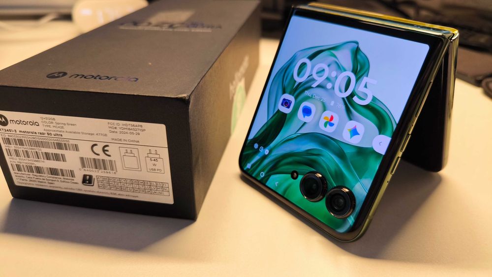 Motorola RAZR 50 Ultra