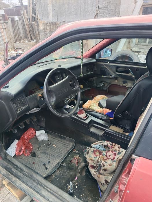 Ауди 80 б3  1990г