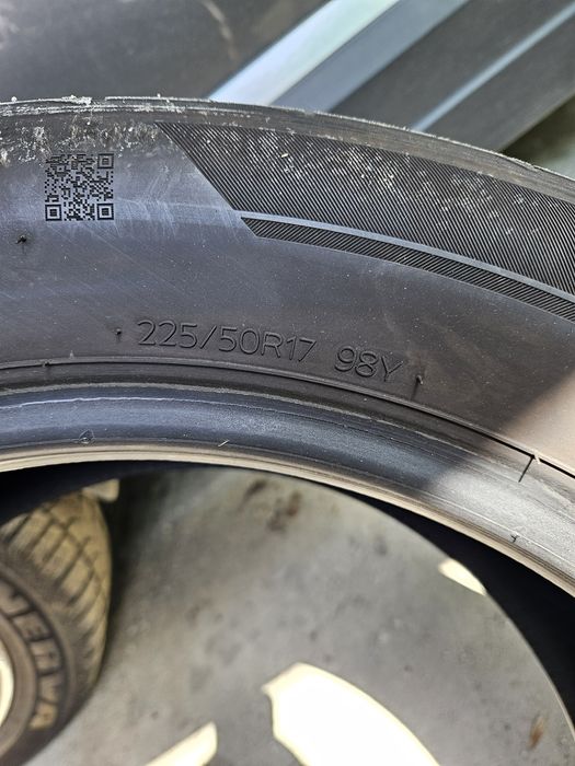 225 50 17- DOT 2521