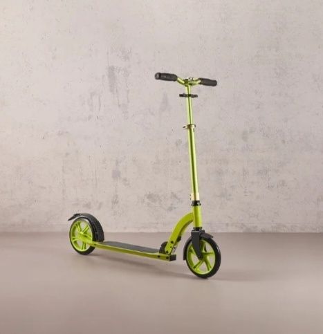 Тротинетка с големи колела