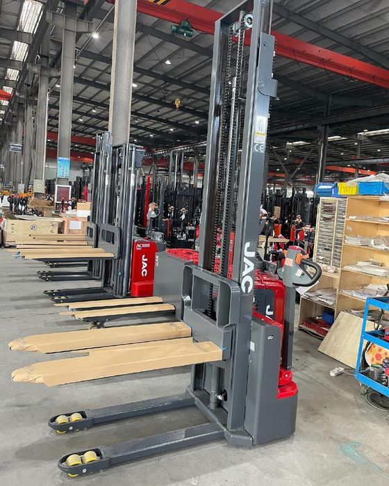 JAC Электрический самоходный штабелёр