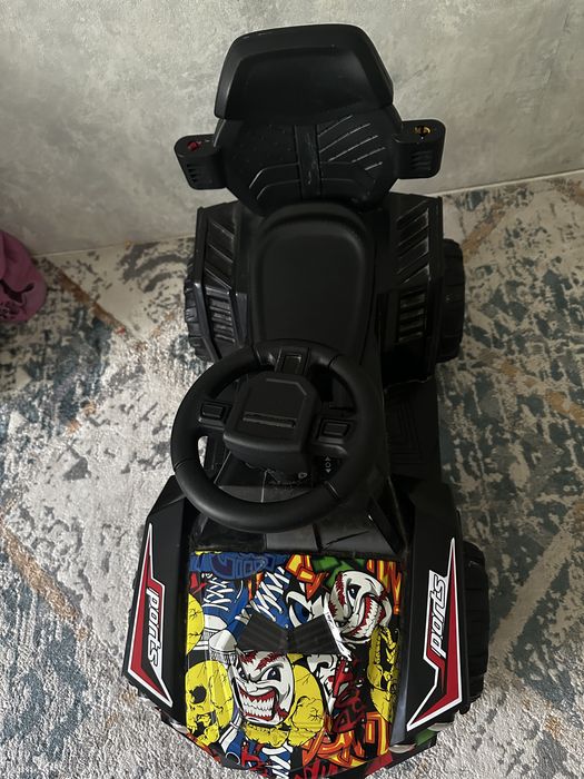 Срочно продам детскую электромобиль