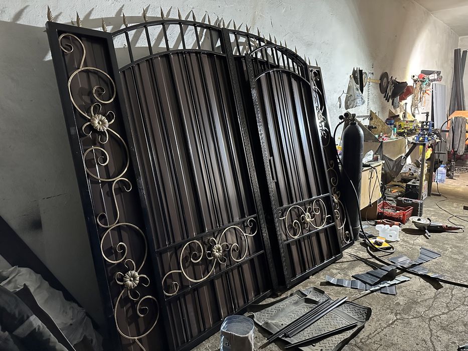Ворота с встановкой