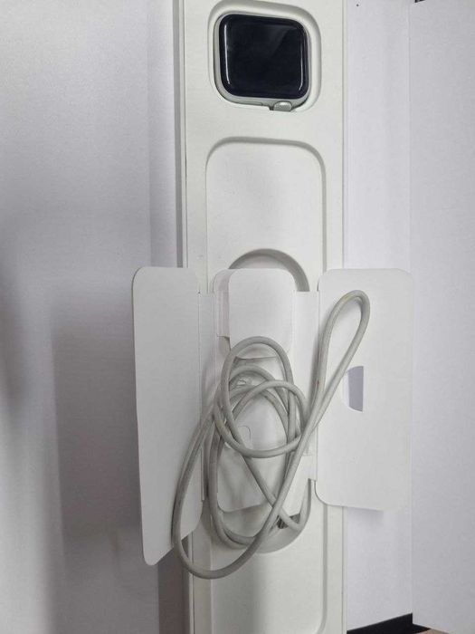 Apple Watch Series SE 40mm  лот "930368"