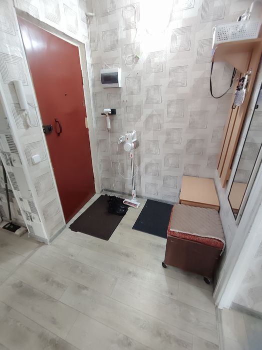 Продается 2-комн (1-48, 2 эт)