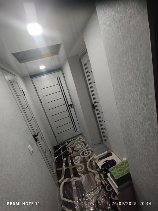 Srochna 1xona 2xona qilingan uy sotiladi pul zarur rosayam fayzli uy