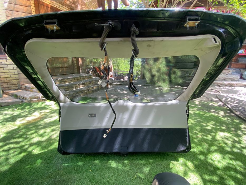 Крышка багажника Harrier 350G