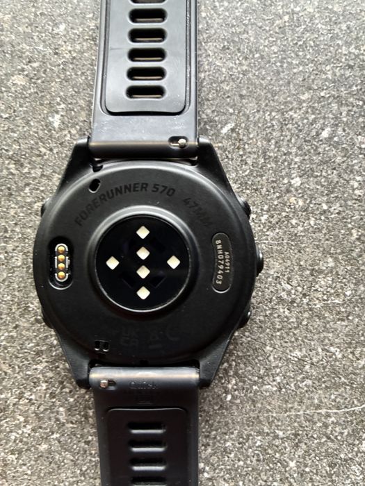 Garmin Forerunner 570 47mm. Нов, в гаранция до 2028