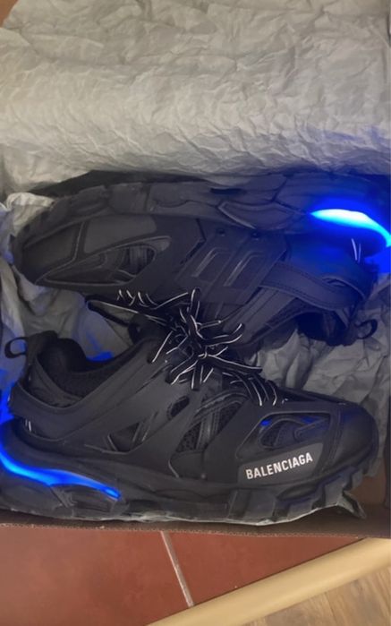 Balenciaga track