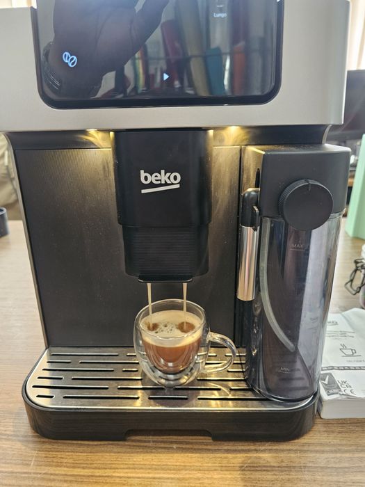 Beko CaffeExperto Touch Screen