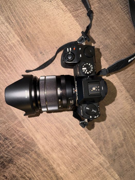 Fujifilm X-S10 + obiectiv 18-55mm