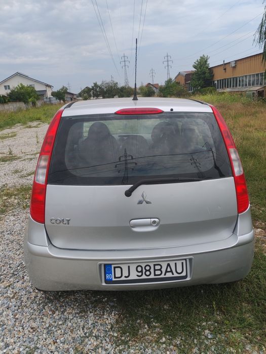 Mitsubishi colt benzina