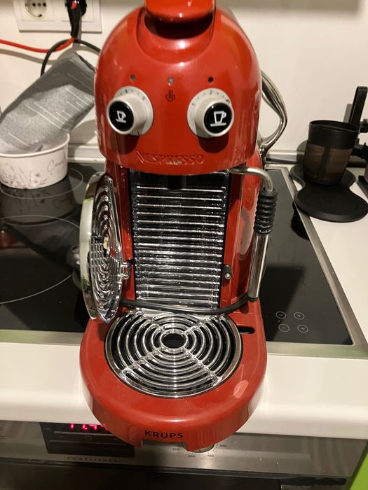 Кафемашина Nespresso Krups