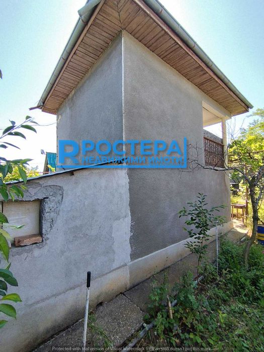 Вила с Ток, Вода, Кладенец! Местност Драката,  200м. от Главен Път