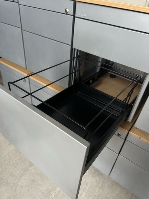 Casetiera roll box masa cadru metalic picioare masa