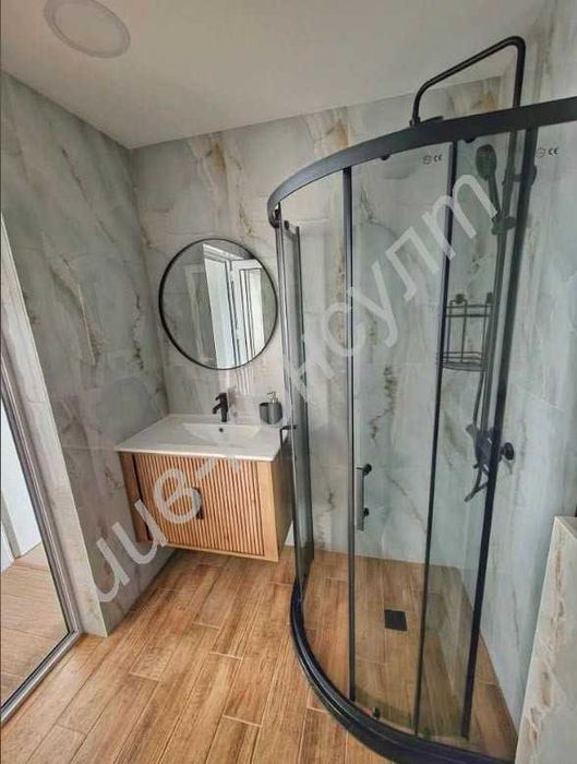 Нов тристаен апартамент зад Практикер