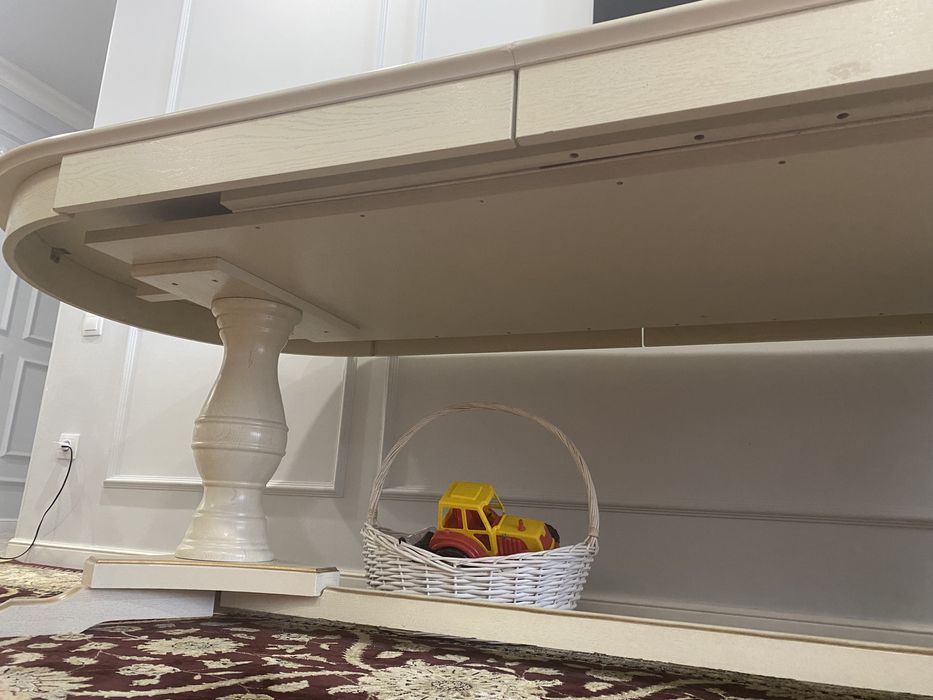 Продам стол раздвижной